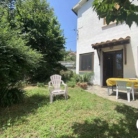 Ribelles Semesterbostad Eus