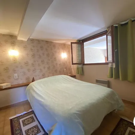 Ribelles Semesterbostad Eus